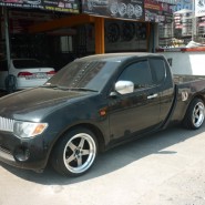 COSMIS XT Series Model XT005R in MITSUBISHI Strada